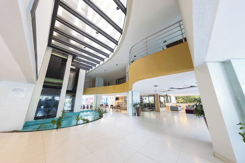 Village Premium Hotel، جواو بيسوا 40/47