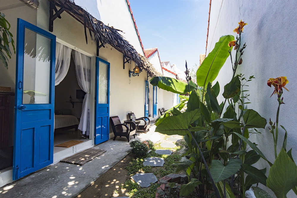 Cashew Tree Bungalow 57/65