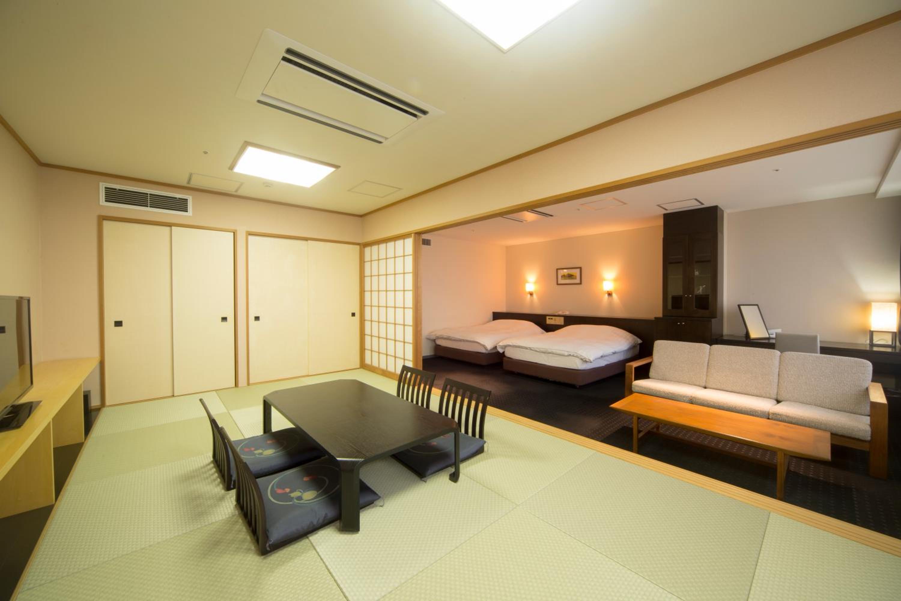 Premium, Tatami