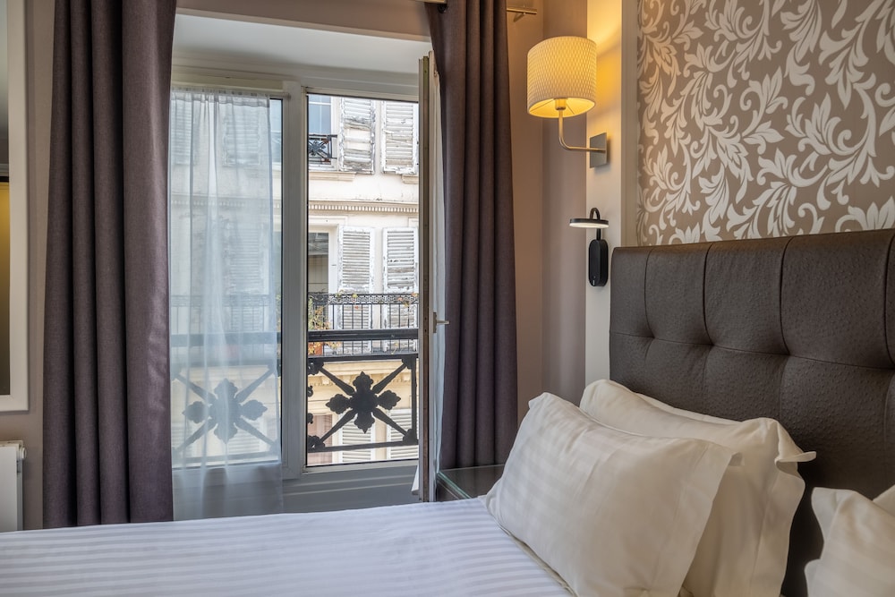 Marena Hotel 38/75