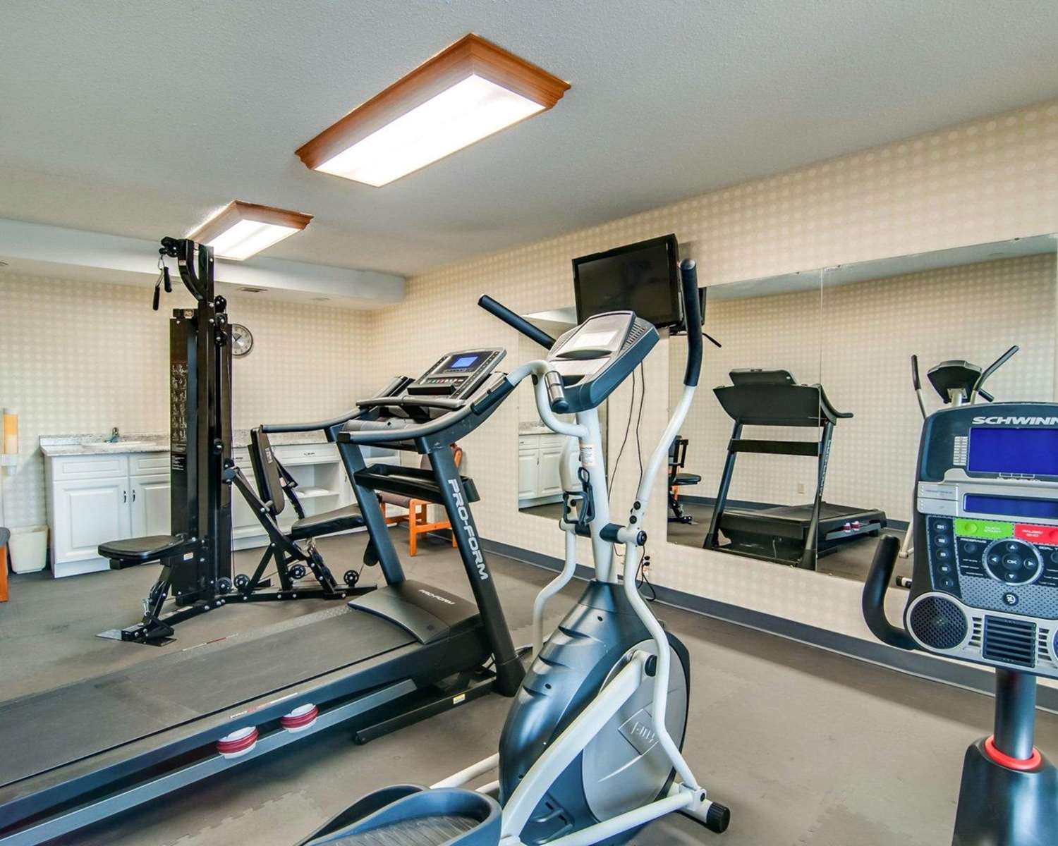 Quality Inn Christiansburg - Blacksburg 30/47