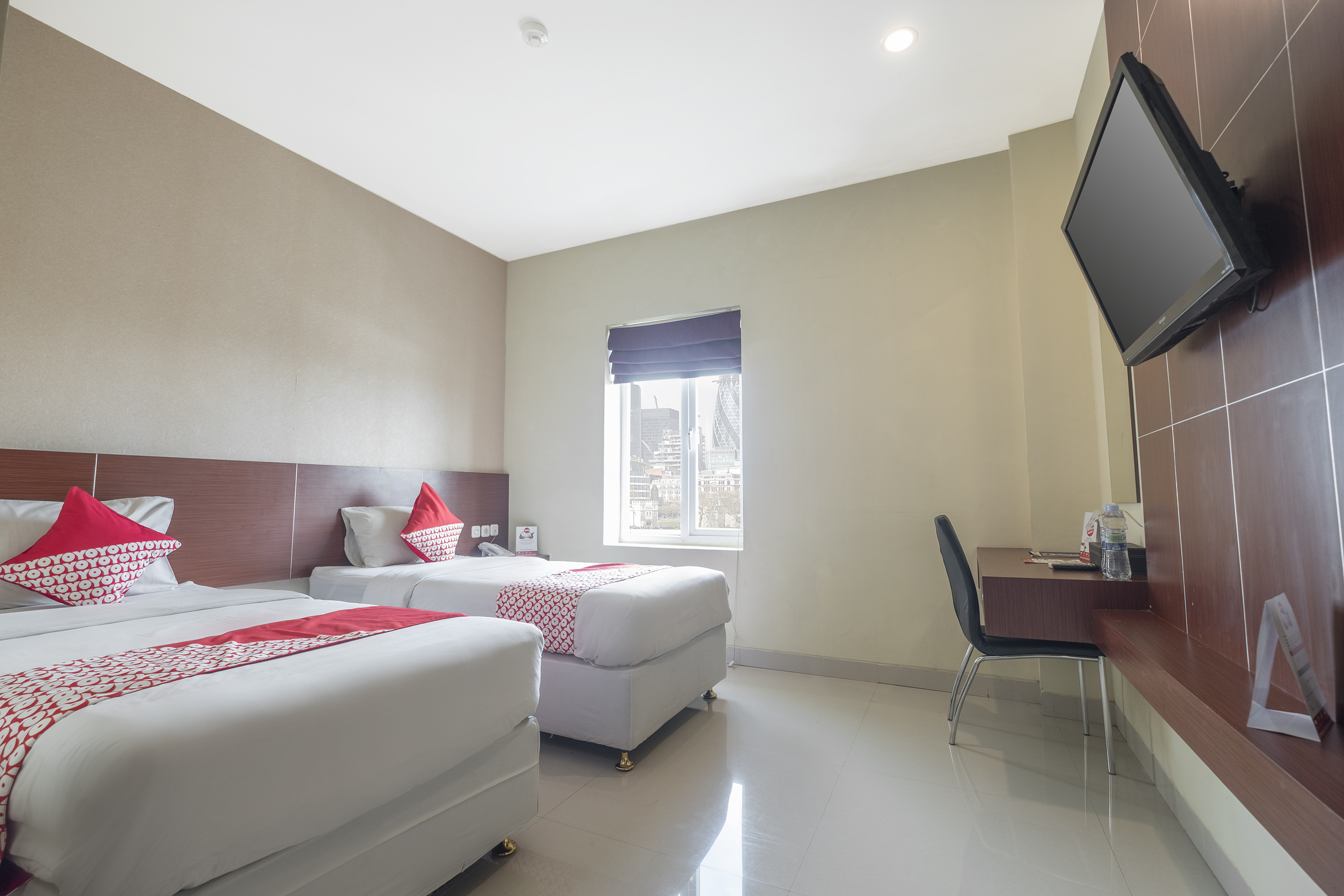 OYO 454 Raising Hotel 9/29