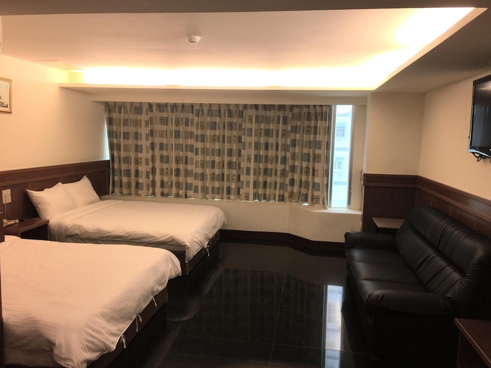Chuline Hotel 11/22