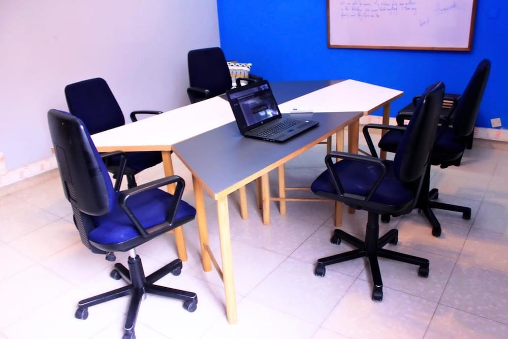Hotel Seedspace Abidjan 13/16