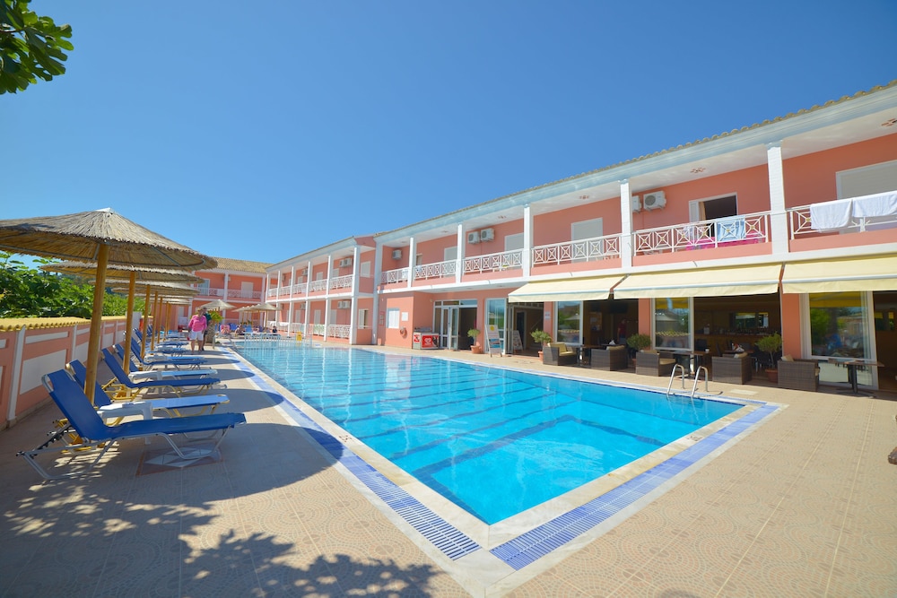 Angelina Hotel and Apartments 57/60
