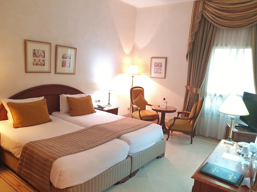 Les Oliviers Palace 24/72