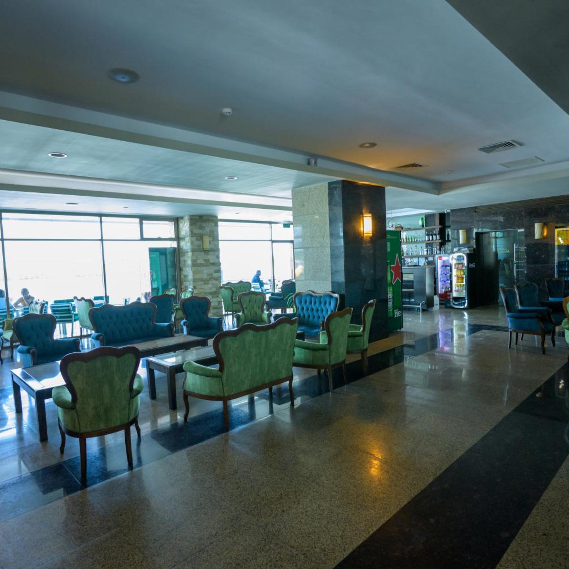 Esplanada Hotel 35/50