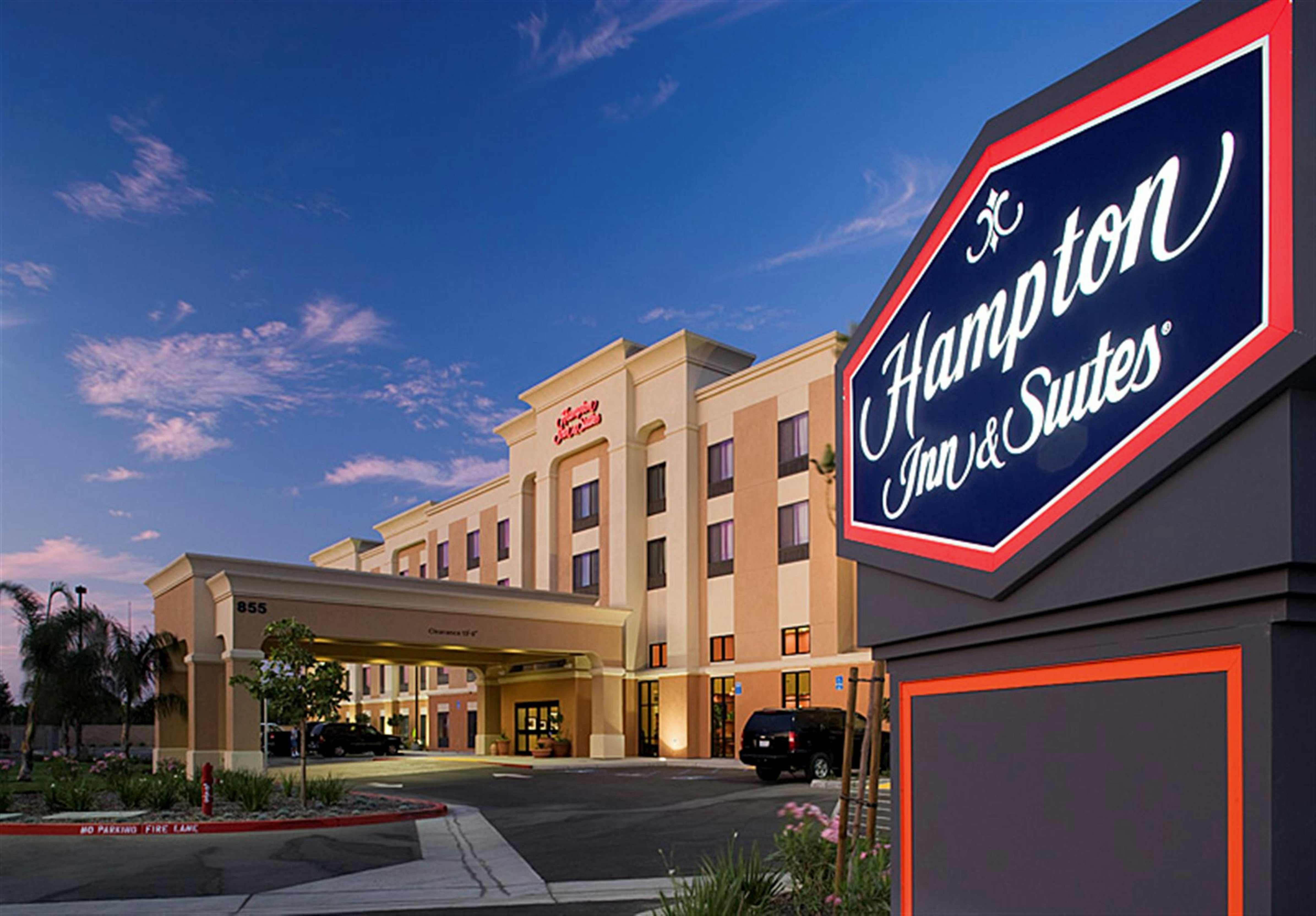 Hampton Inn and Suites Clovis Airport North in CLOVIS - CA