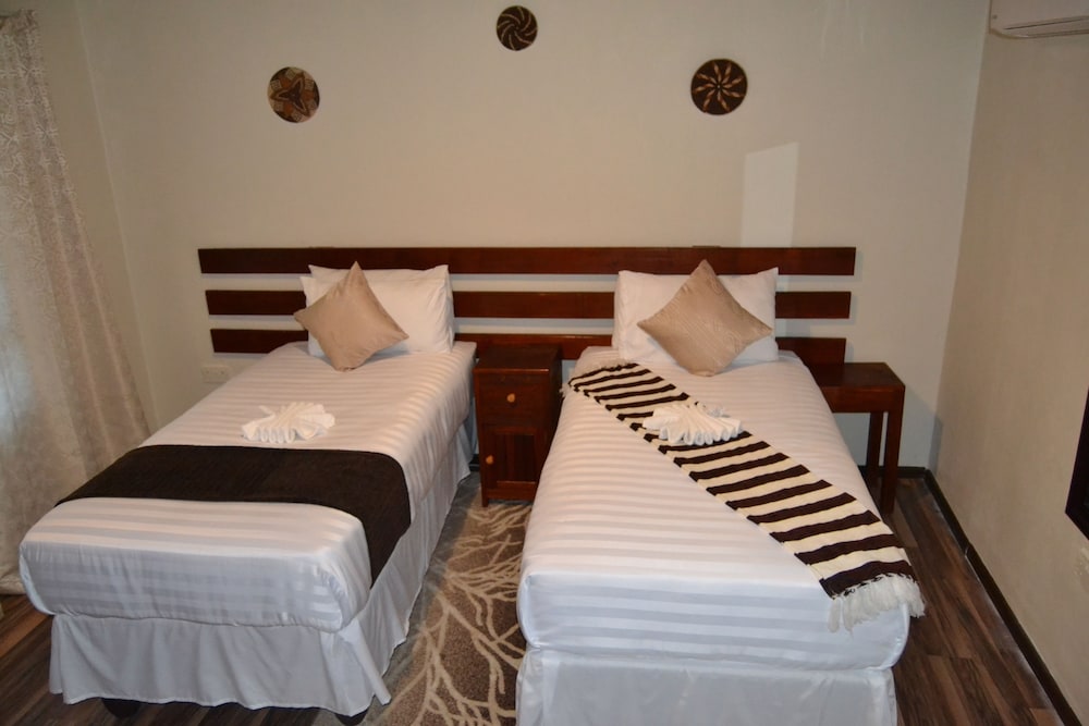 1 Bedroom, Traditional, Single, 2 King Beds