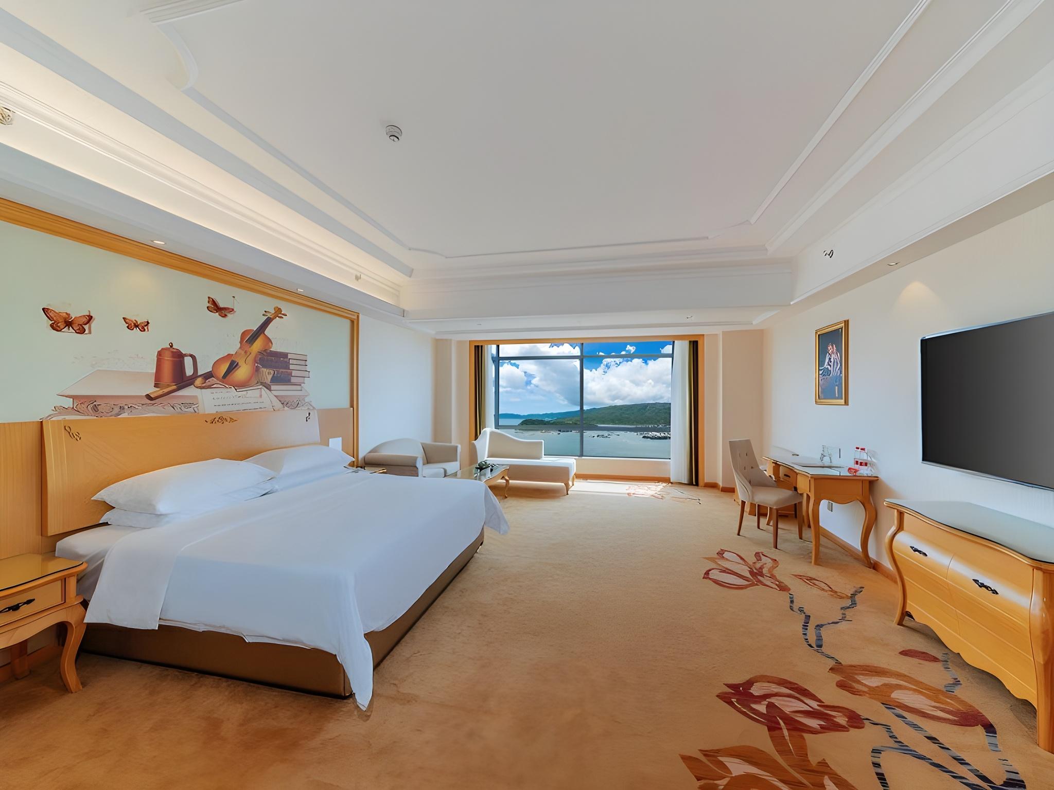 Vienna International Hotel (Huizhou Binhai Park Shop) 14/44