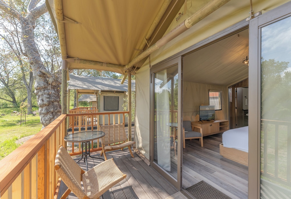 Carmel River Inn 46/62