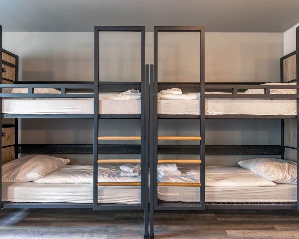 A&O Berlin Hauptbahnhof Hotel 24/45