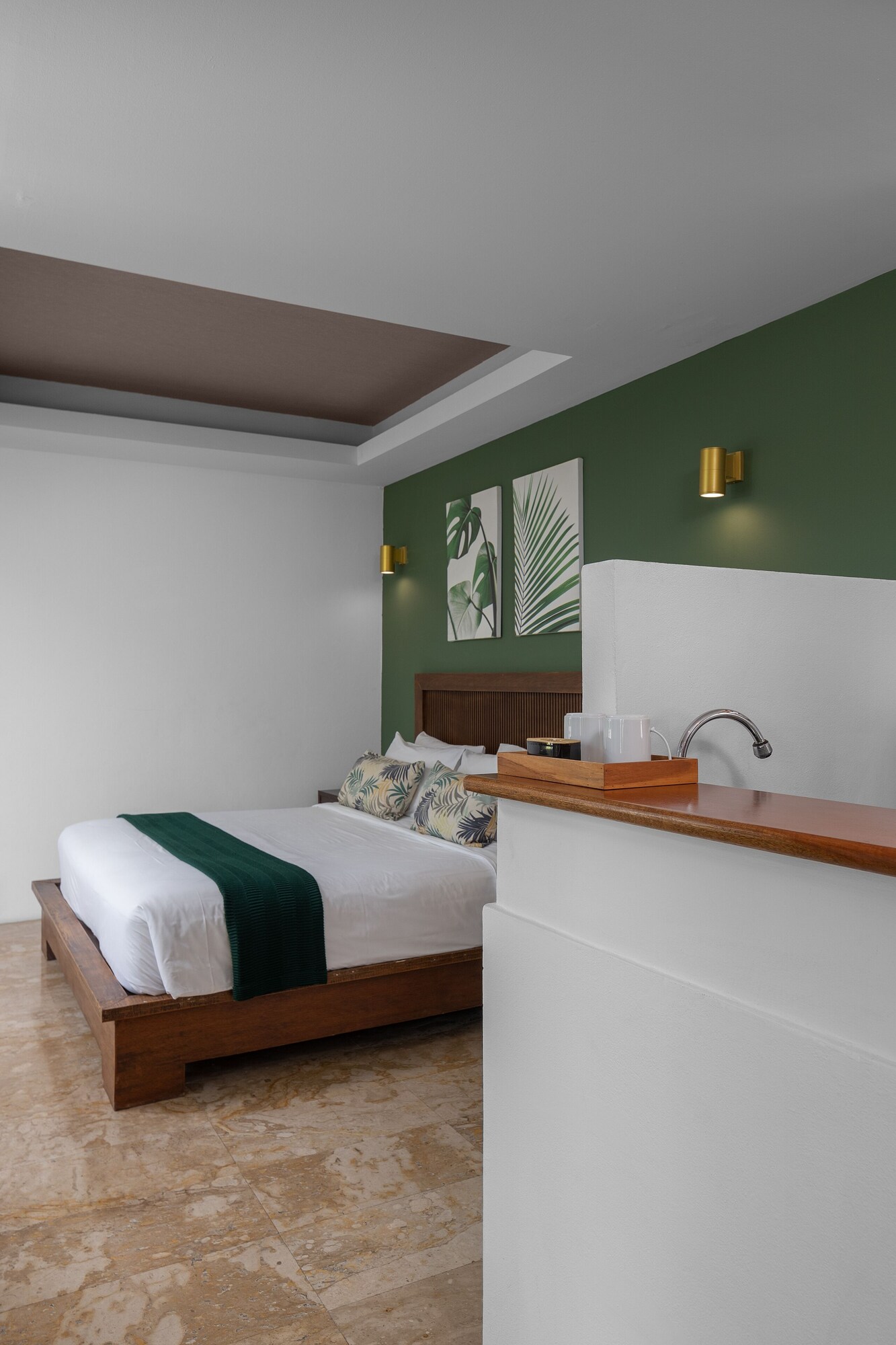 1 BEDROOM, DELUXE