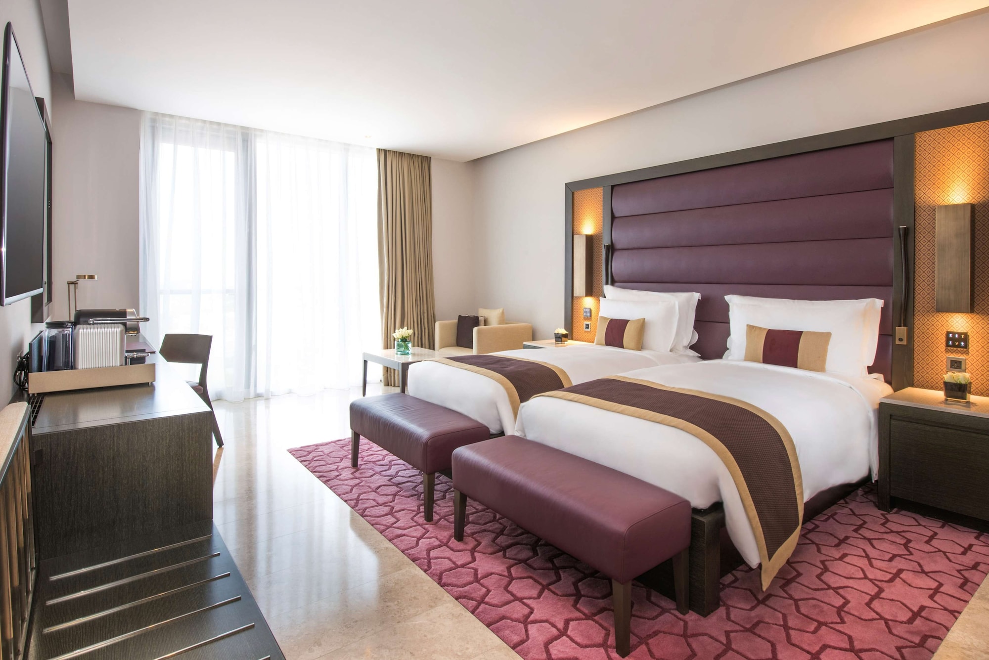 1 BEDROOM, DELUXE, TWIN BEDS, BALCONY