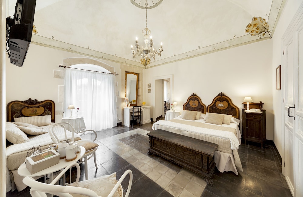 Hotel Sabbinirica 11/50