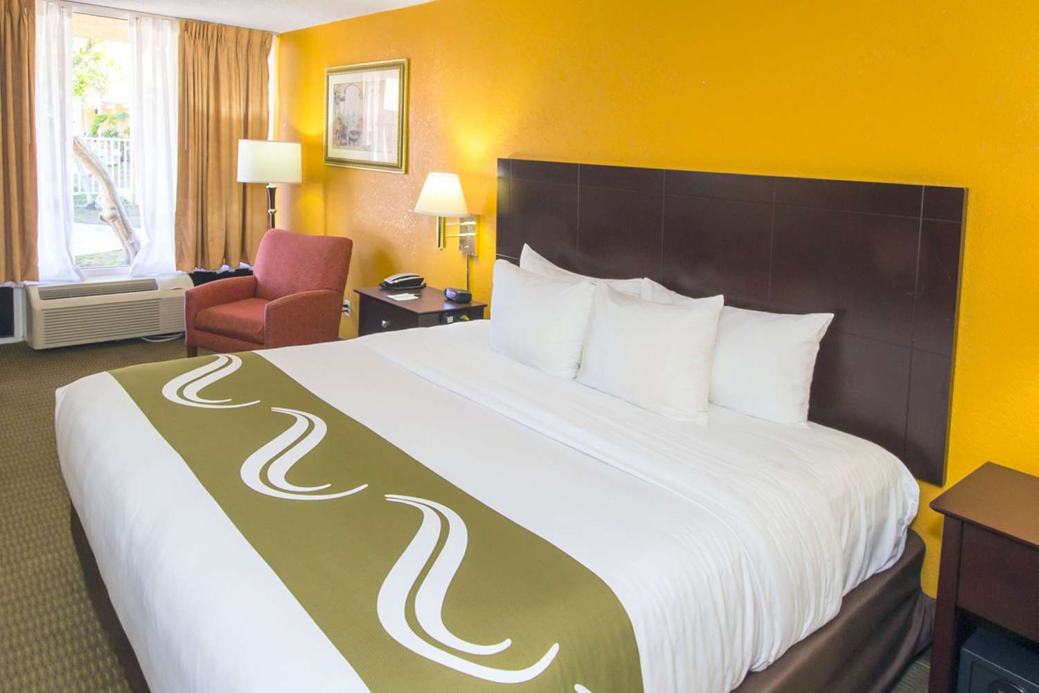 Room, King Bed, Smoking