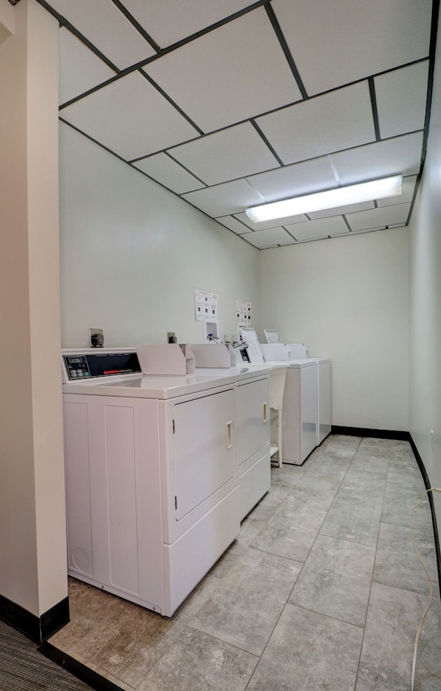 Quality Inn & Suites Lincoln I-93 12/65