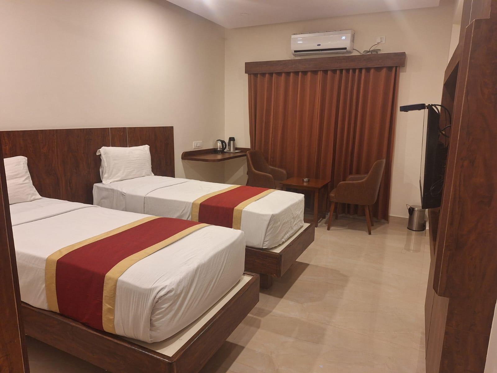 Alcott Hotel & Resorts 14/34