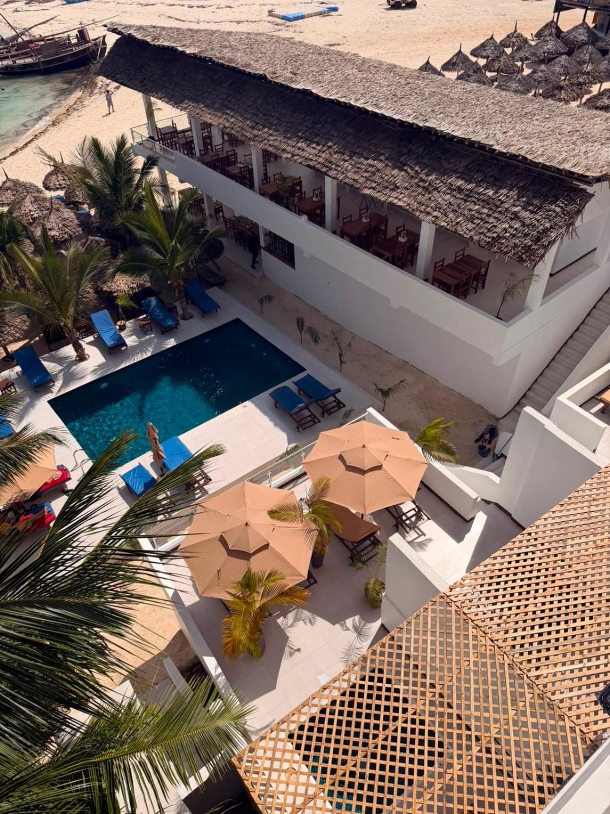 Varadero Zanzibar Hotel & Restaurant 3/46