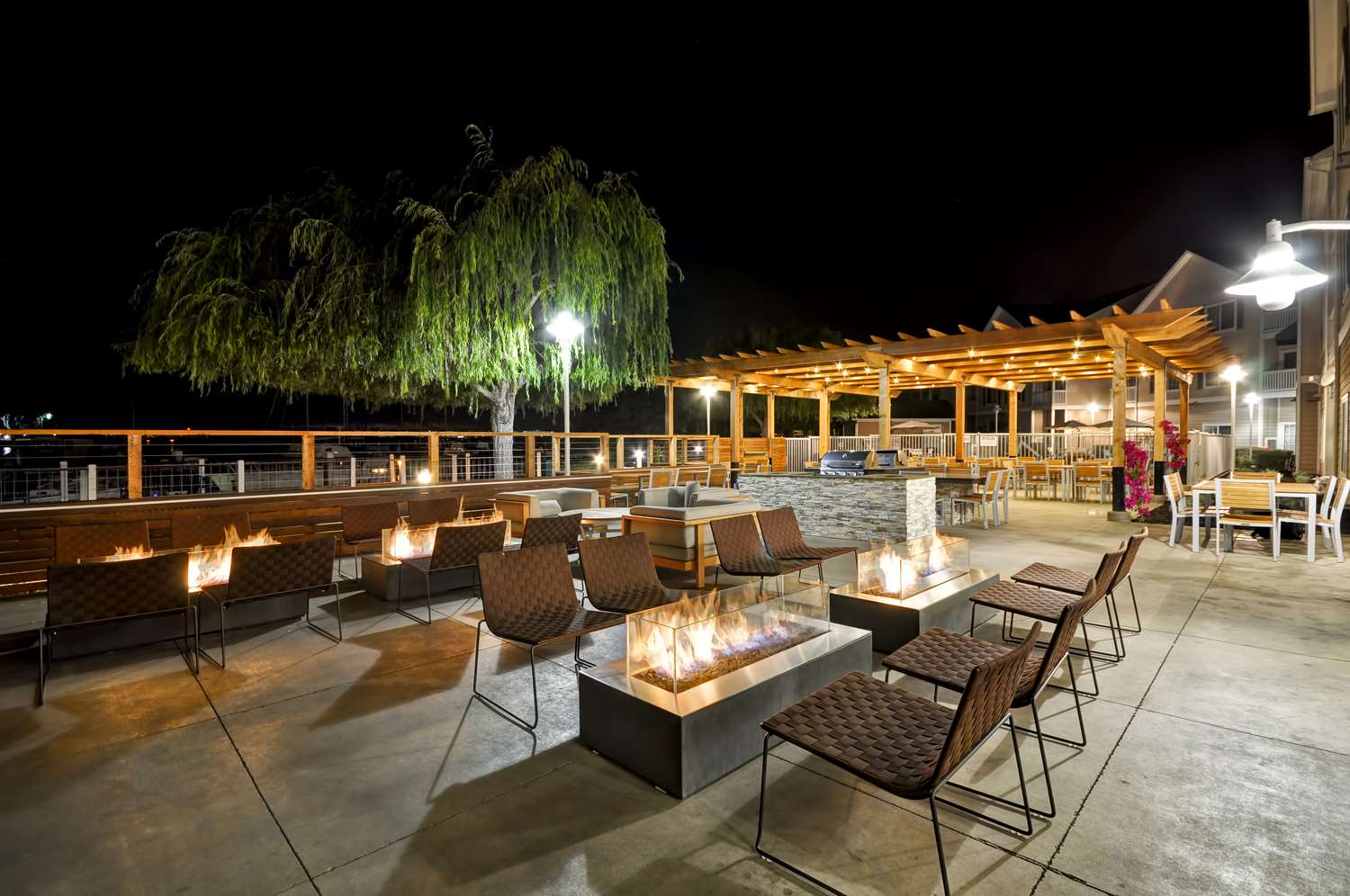 restaurant cafeteria