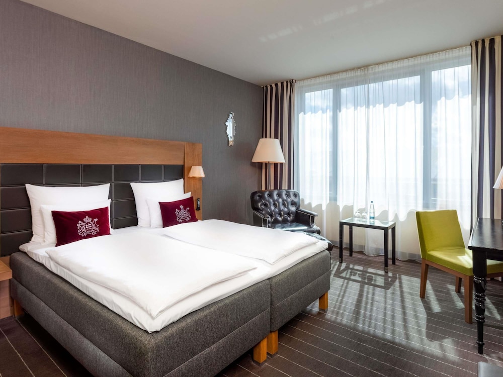 Movenpick Hotel Stuttgart Airport 11/50