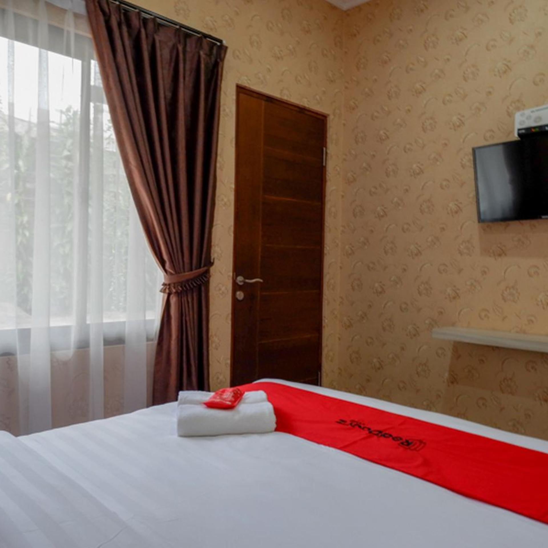 RedDoorz @ Jalan Majapahit Semarang 23/56