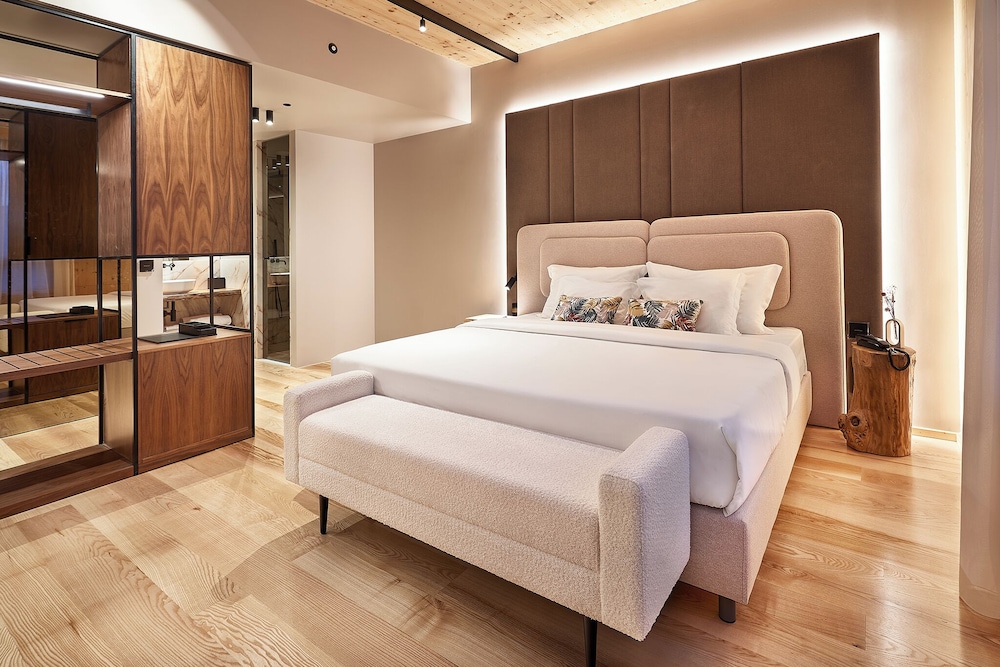 The Log Porto Hotel by Piamonte Hotels 10/50