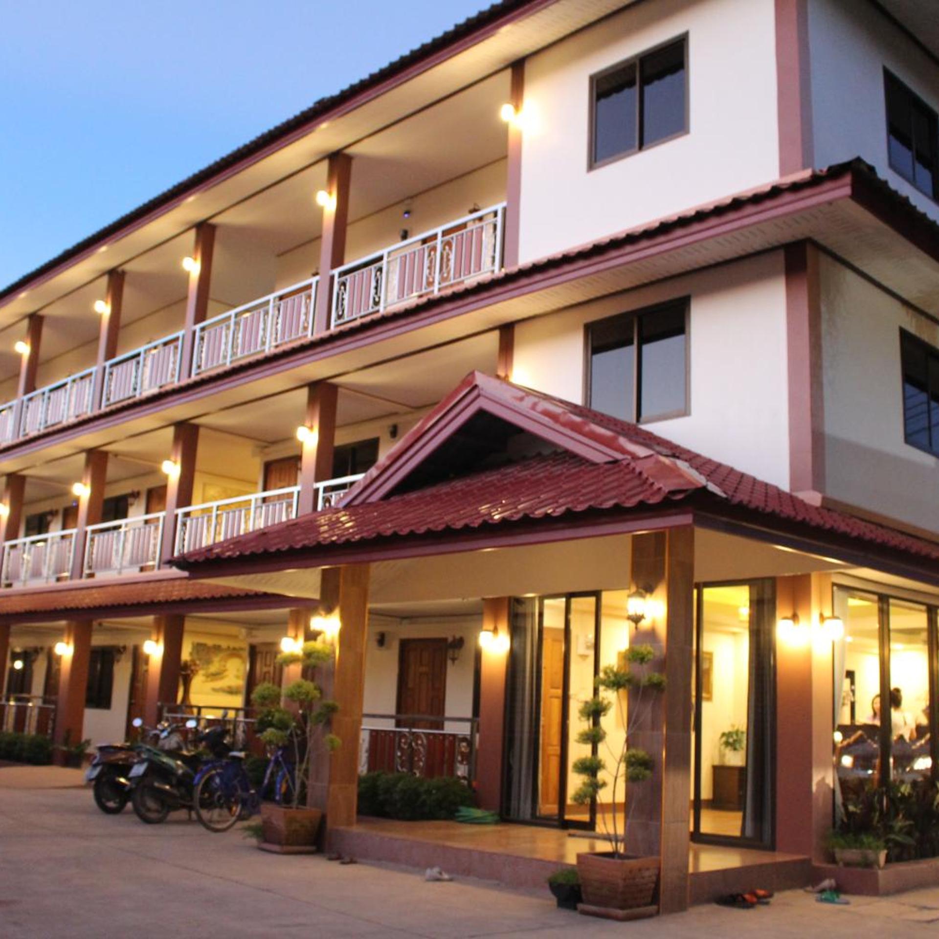 Nan Baankhun Hotel 1/58