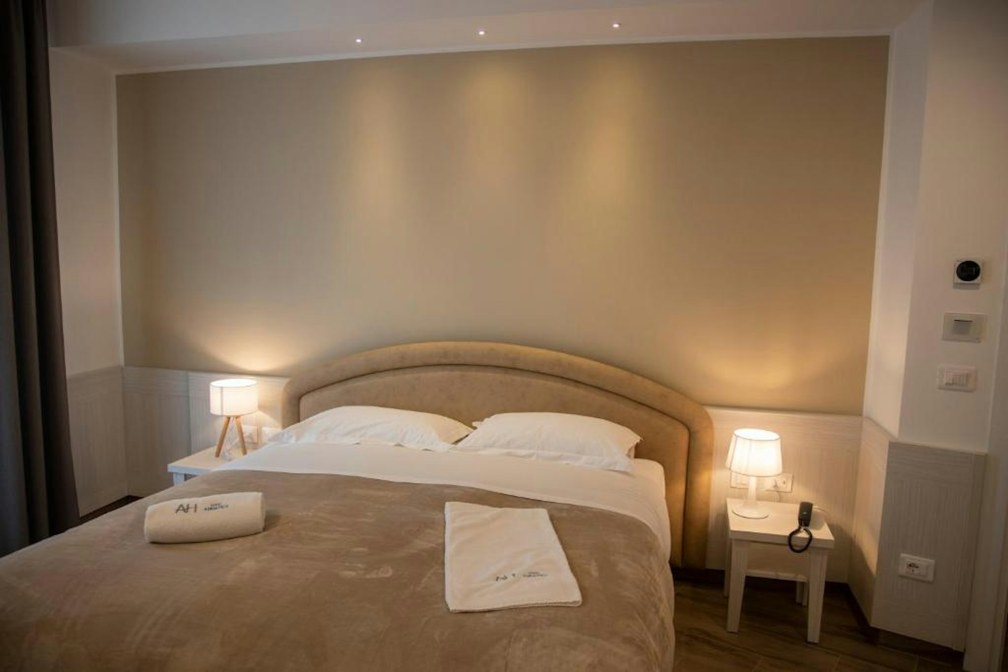 Hotel Adriatico 14/25
