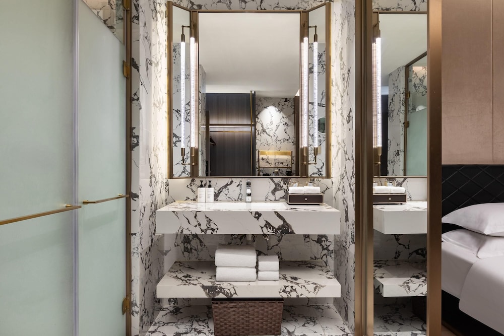 Days Hotel by Wyndham Shantou Longhu 40/43