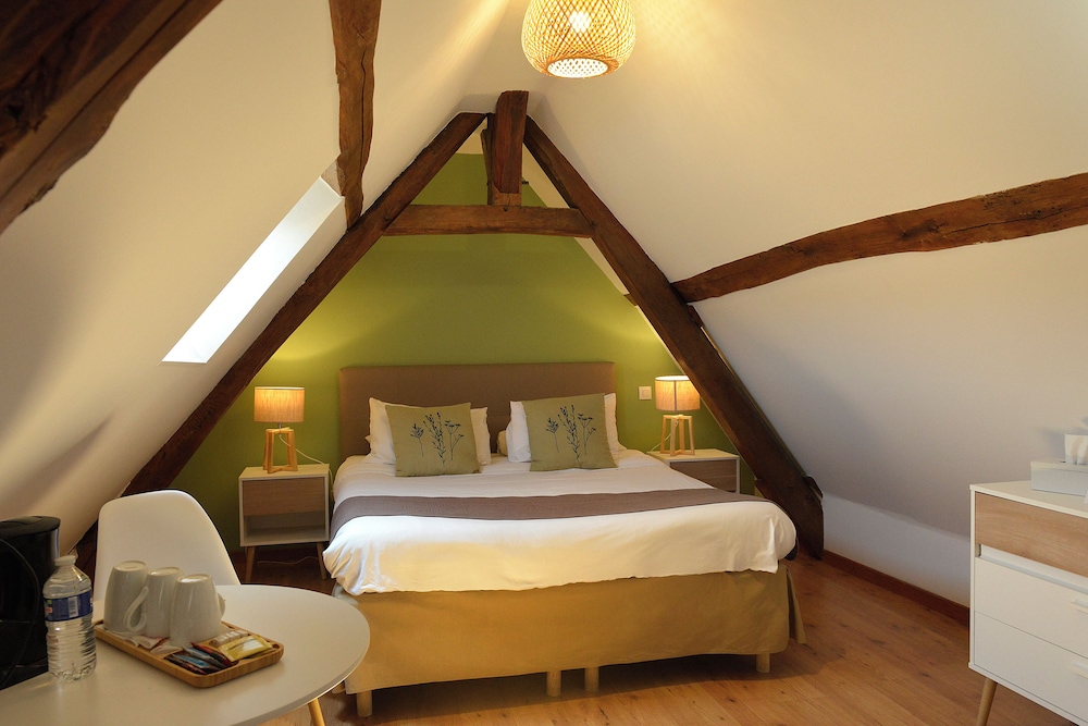 AUBERGE LE COLOMBIEN 23/37