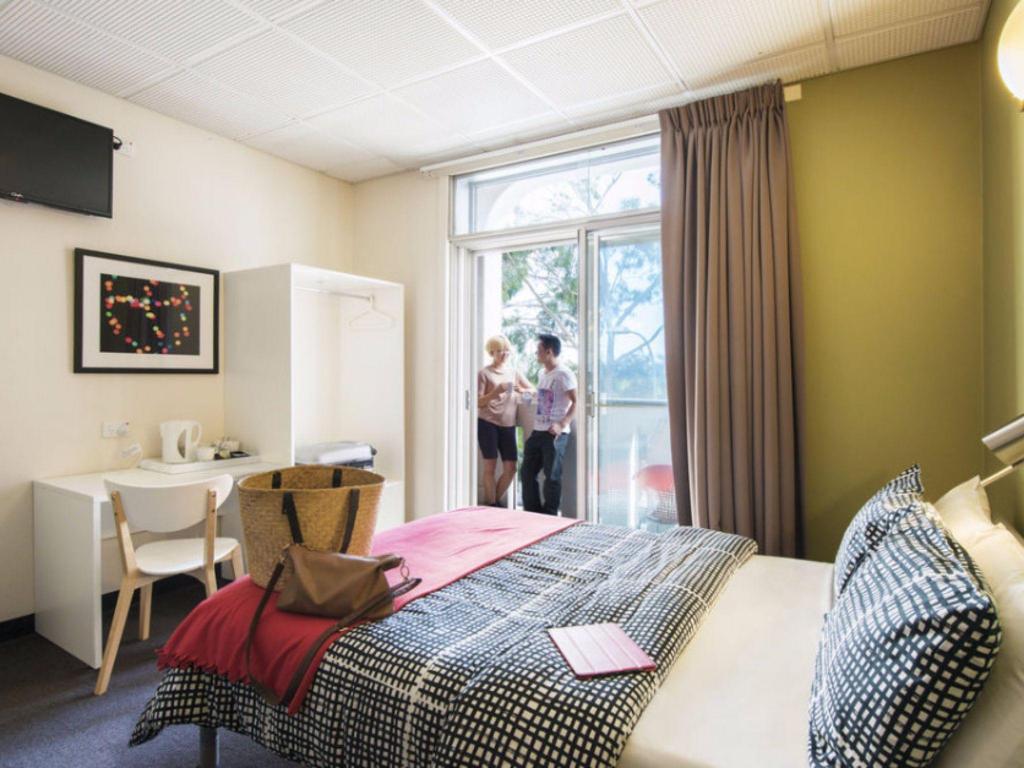 Room, Double or Twin Bed, Shared Bathroom