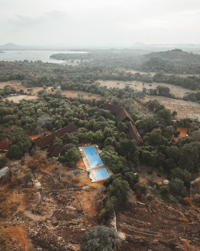 The Paradise Dambulla 17/55