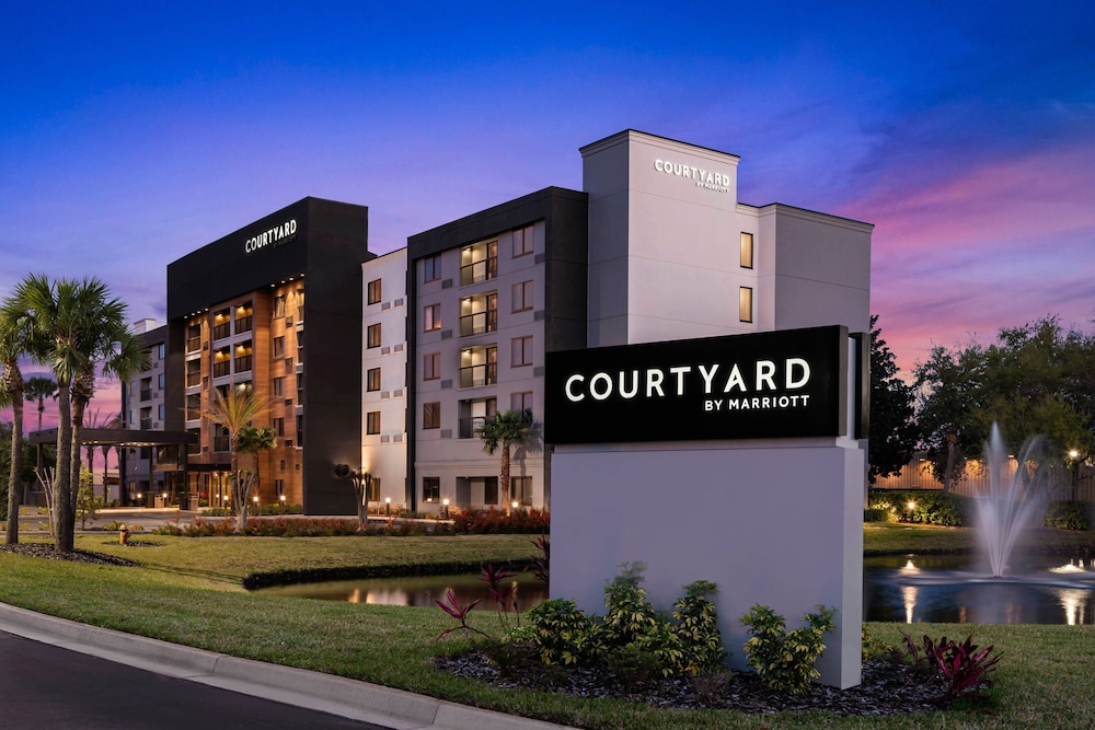 Courtyard By Marriott Butler Boulevard 3/43