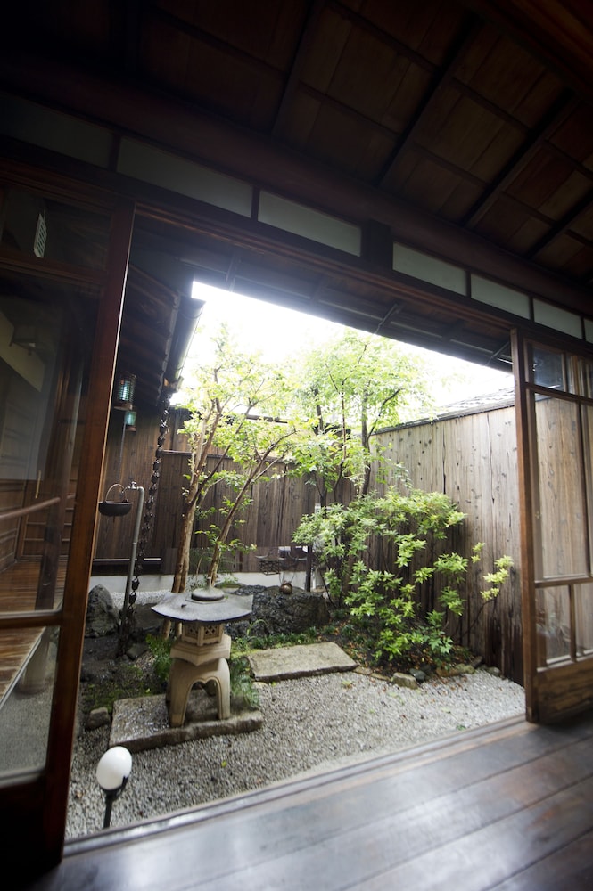 Naokonoza Bettei Umekoji 32/47