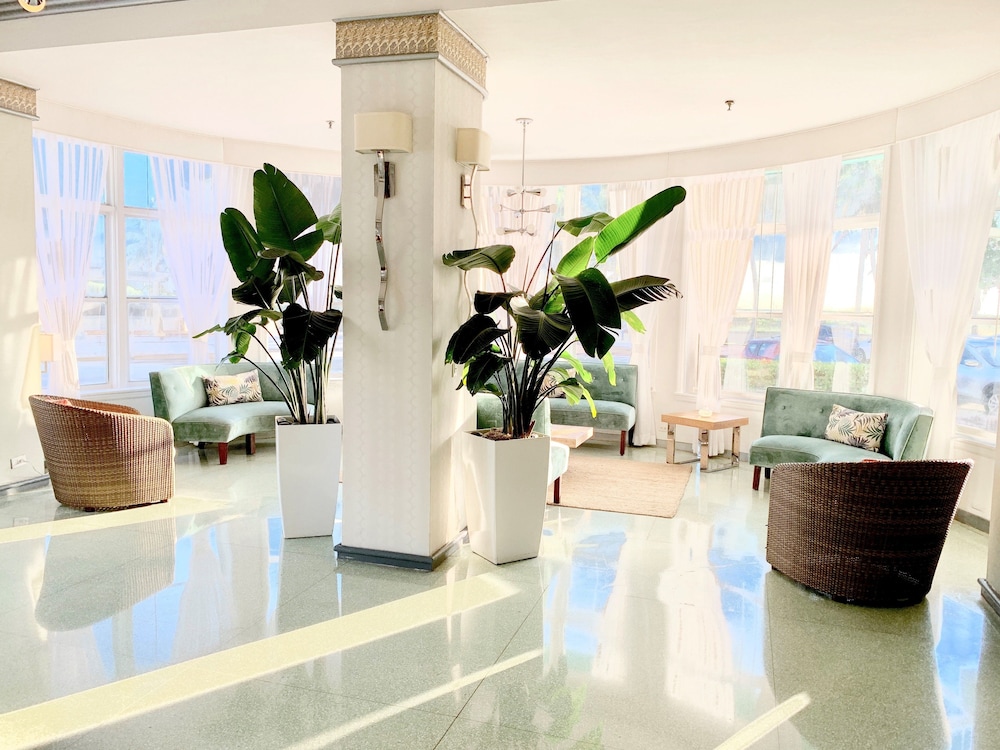 The Broadmore Miami Beach 4/48