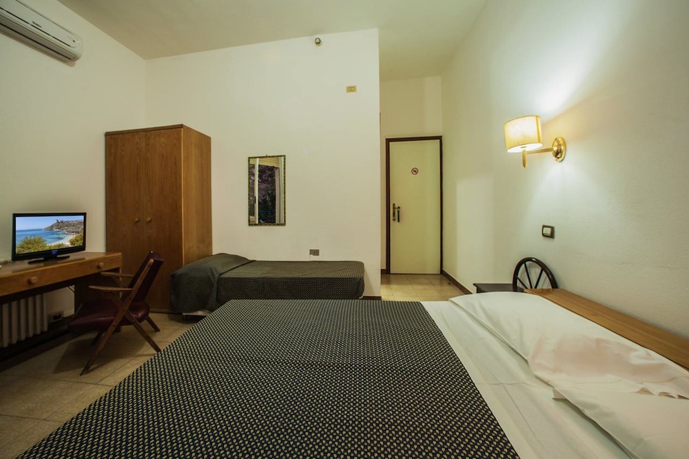 Hotel Ristorante Calamosca 18/45
