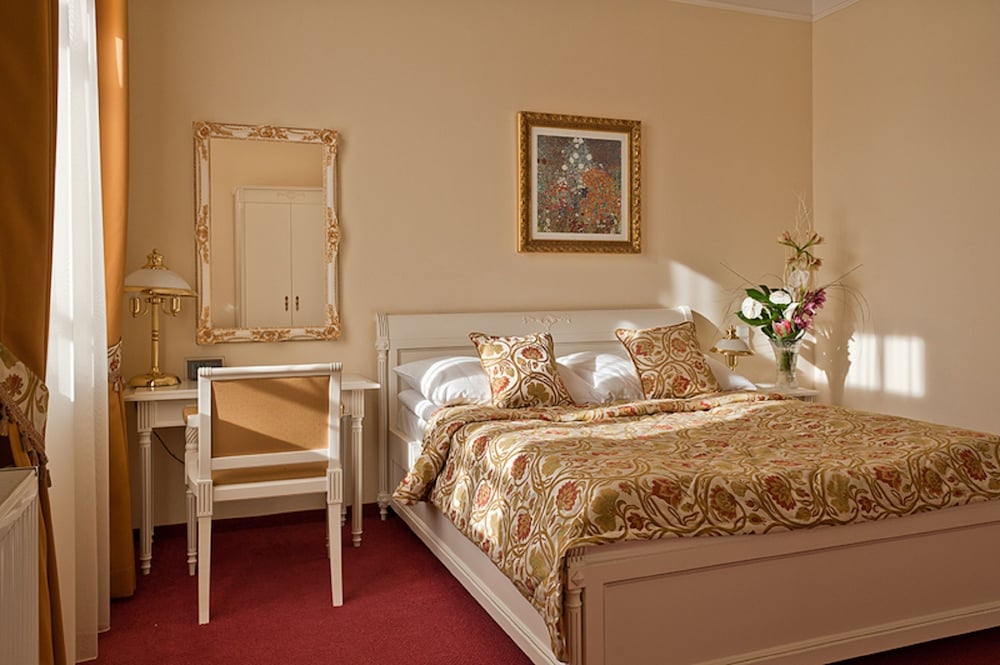 Alqush Downtown Hotel 12/56