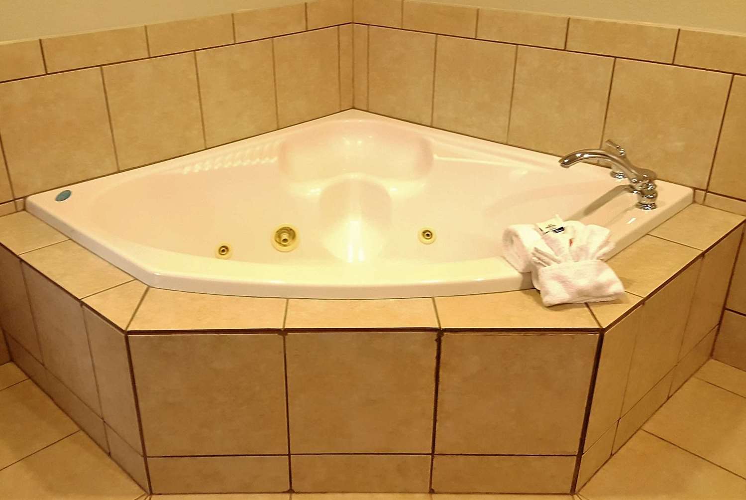 Microtel Inn Suites Bellevue 7/7