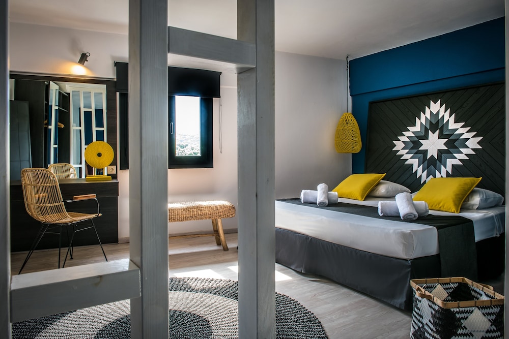 Indigo Suites Collection 18/50