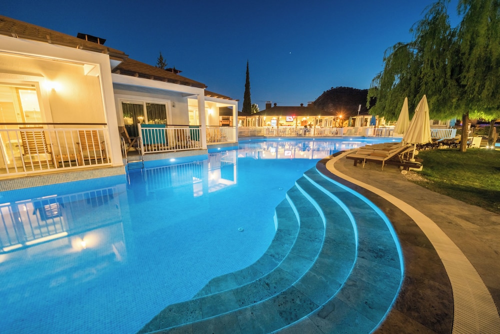 Mozaik Swim Up Hotel and Apartments 27/50