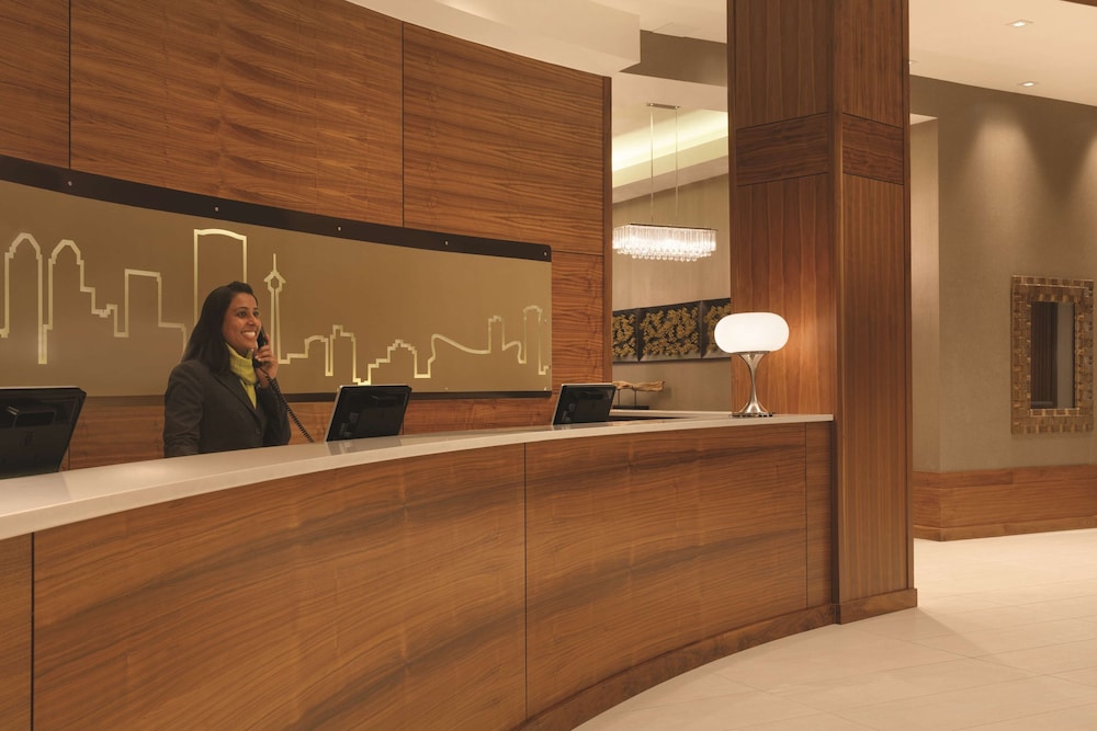 Radisson Hotel & Conference Centre Calgary Airport 6/78