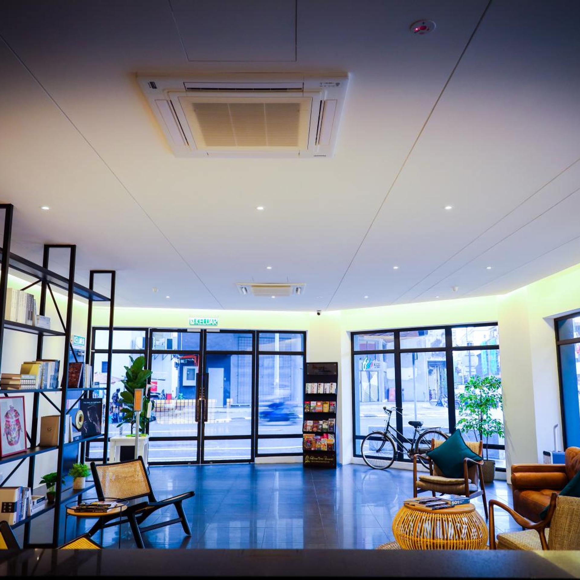 The Journey Hotel 55/67