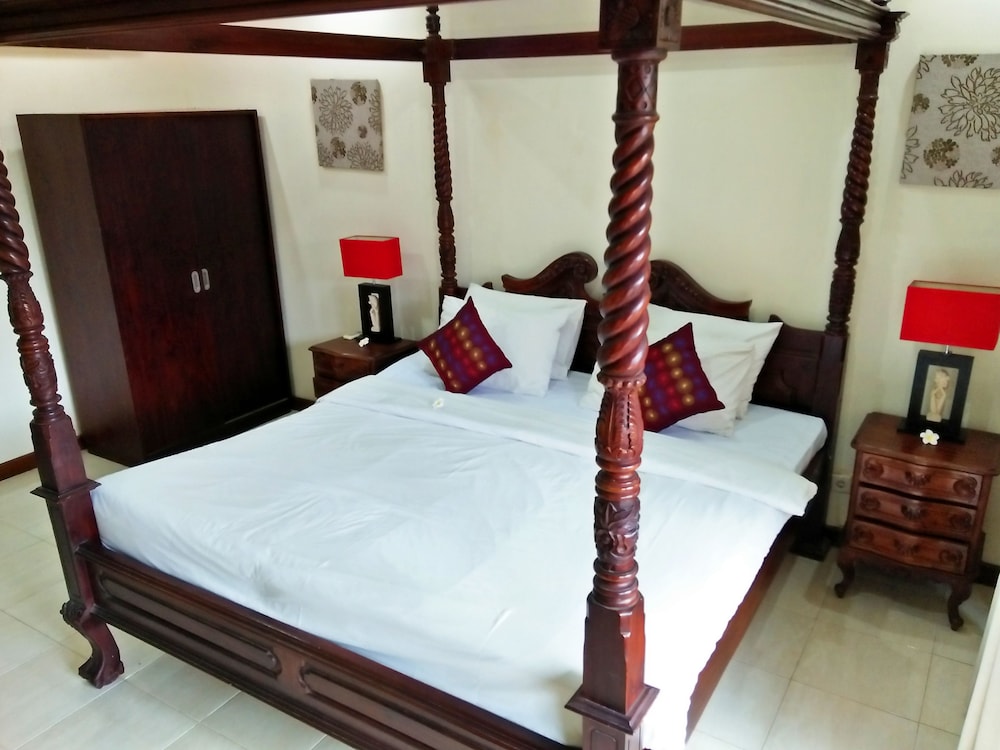 Sekuta Condo Suites 18/60