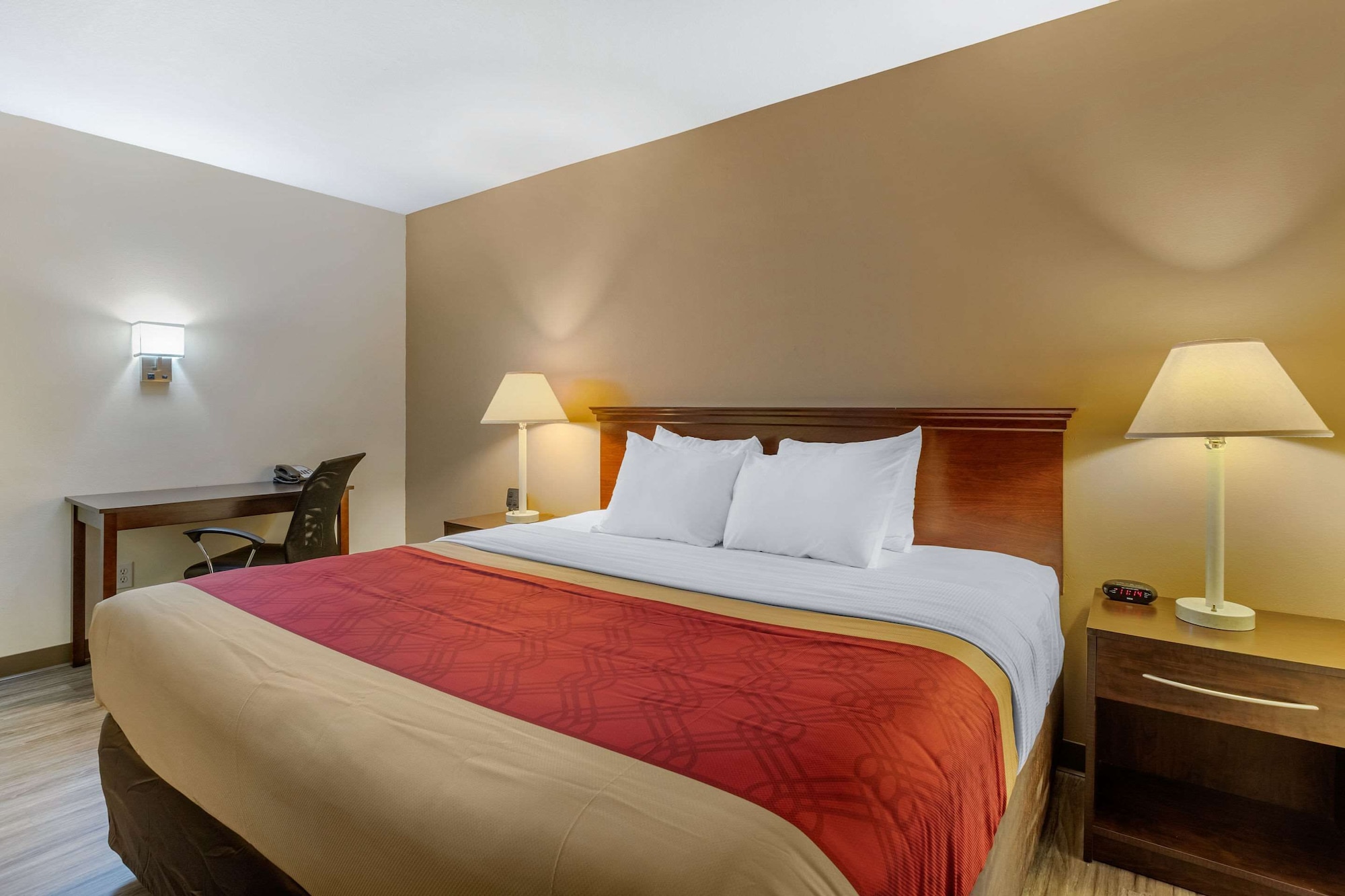 ROOM, KING BED, ACCESSIBLE