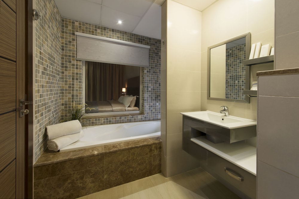 Pearl Hotel and Spa (ex Pearl Beach Hotel) 10/35