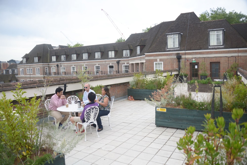 Goodenough College 2/50