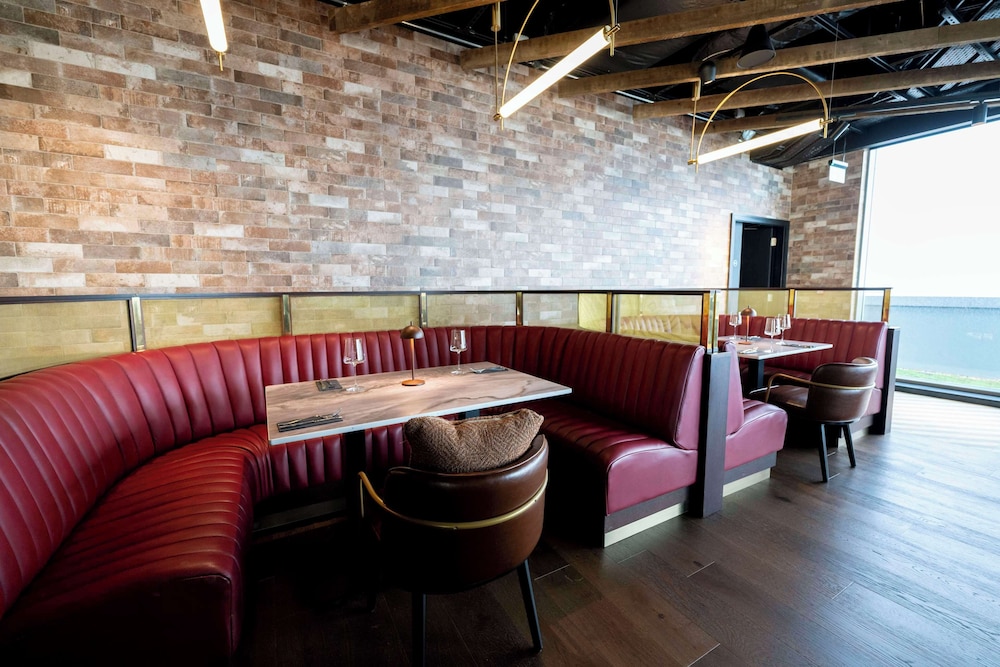 Radisson RED Galway 26/49