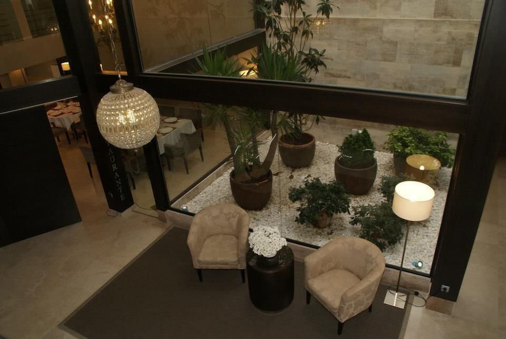 HOTEL PALOMA 33/37