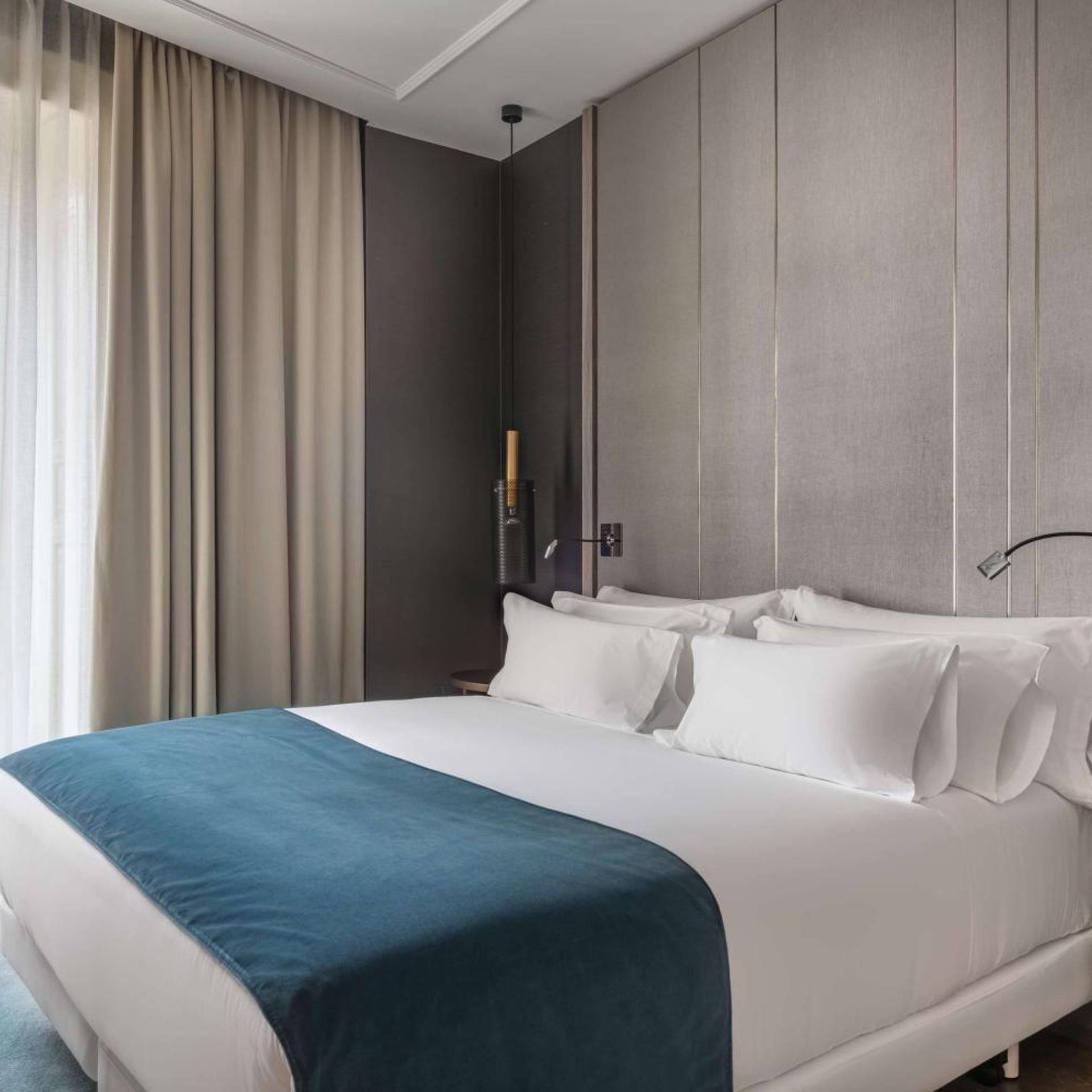 Superior, Double or Twin Bed, Gran Via View